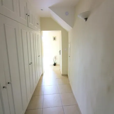 Apartment Baron *